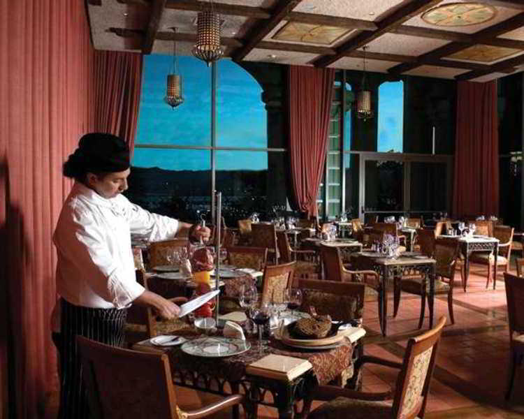 Queen Of Sheba Eilat Restoran fotoğraf A restaurant in a hotel